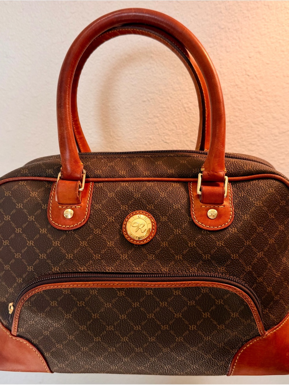 Rioni Moda Italia Roni Signature Lauren Dome Handle Handbag